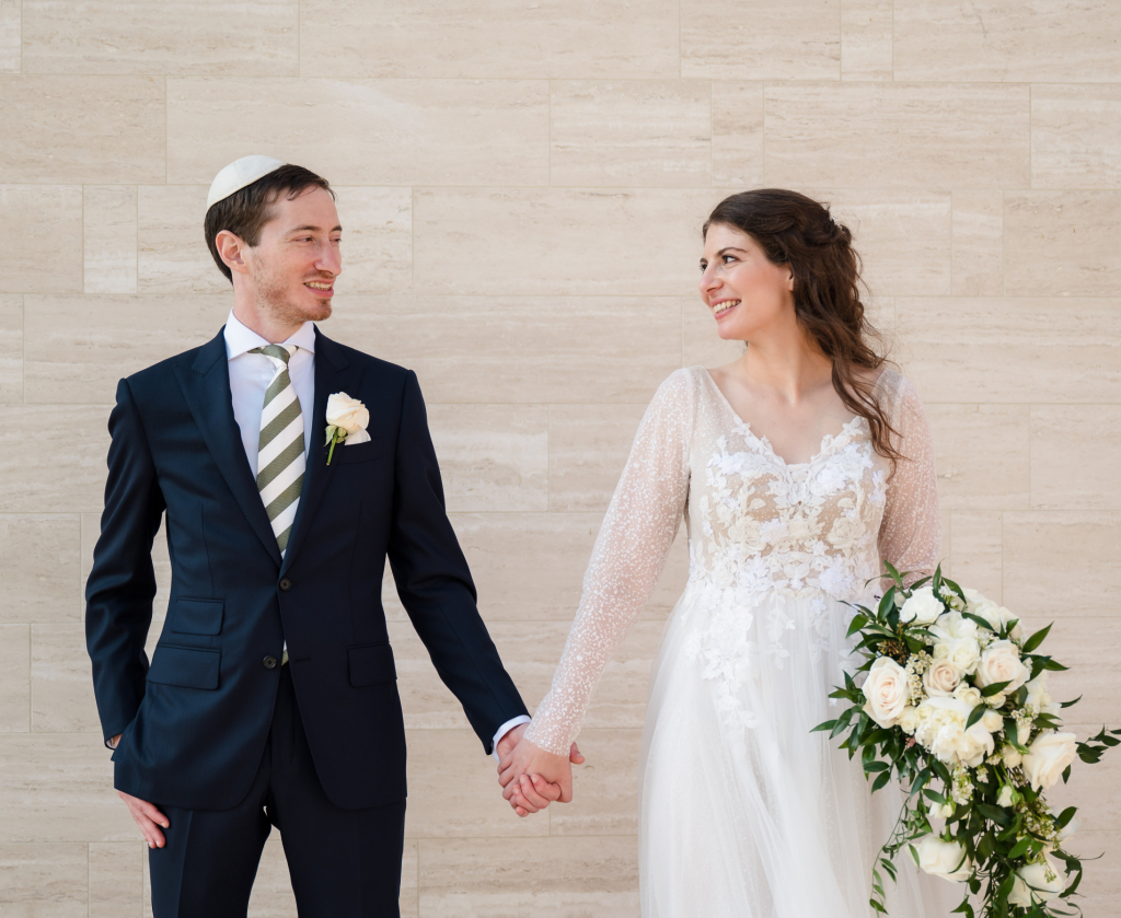 Blog 57 | Top wedding photographer | Engagement shoot | LA Top Tips For Your Wedding Day and The Night Before