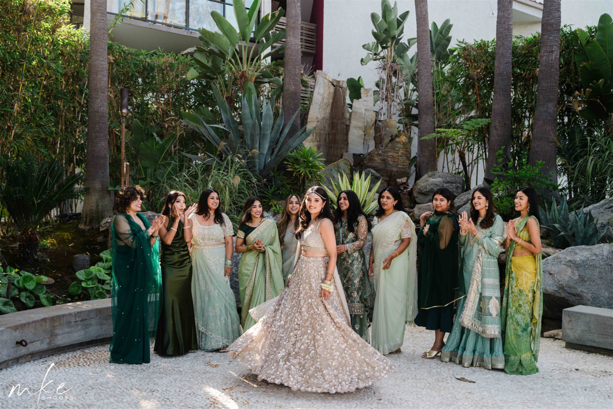 8 Fun Bridesmaid Poses to Make Your Wedding Photos Unforgettable